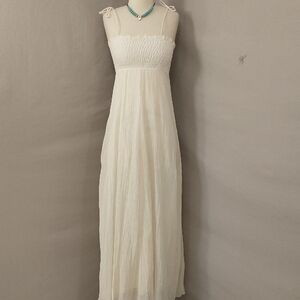 Vintage Ivory Maxi Dress XS 0 Gathered Bust Spaghetti Tie Straps Feminine Summer